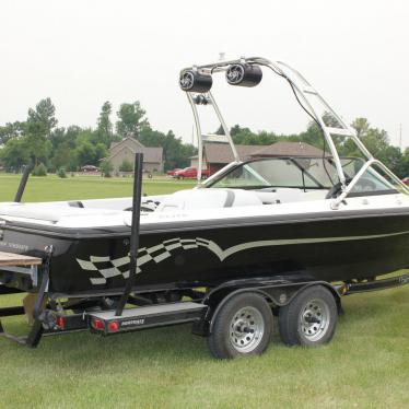 2002 Centurion elite bowrider