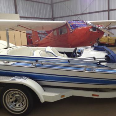 1979 Centurion mercruiser 260