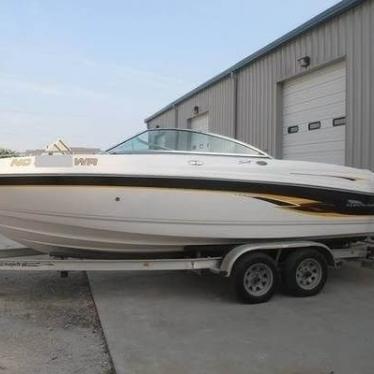 2001 Chaparral 216 ssi