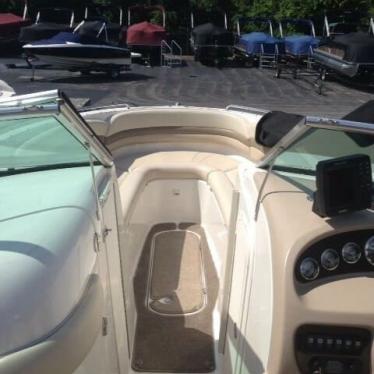 2004 Chaparral 260 ssi