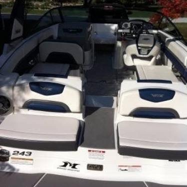 2015 Chaparral 243 vrx