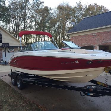 2010 Chaparral 21.6 ssi