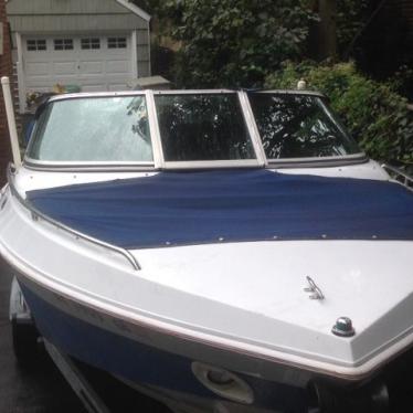 1988 Cobalt 22 bow rider