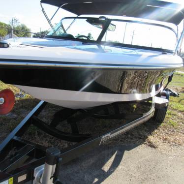 2011 Correct Craft nautique 200