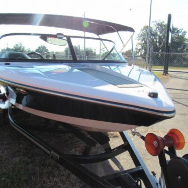 2011 Correct Craft nautique 200