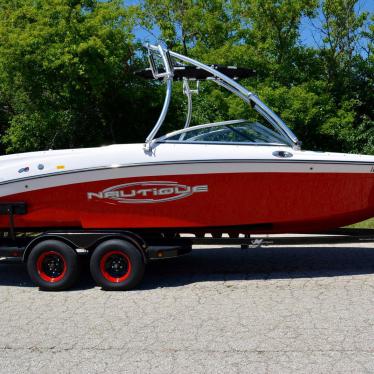 2005 Correct Craft 23' ski nautique incredible condition only 290 hrs