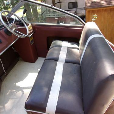 1982 Crestliner