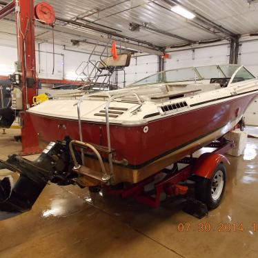 1977 Crestliner crusader 17