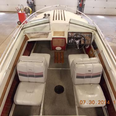 1977 Crestliner crusader 17