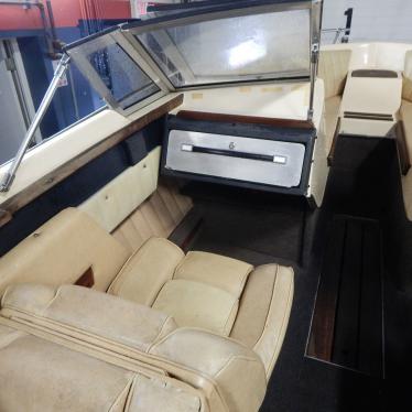 1980 Crestliner crusader 885