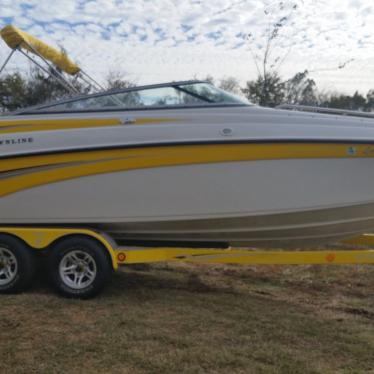 2004 Crownline 230 br