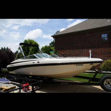 1998 Crownline 225 br