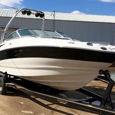 2006 Crownline 260 ls bowrider