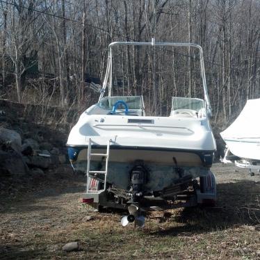 1996 Crownline 266 br