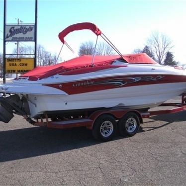 2006 Crownline 240 ex deckboat