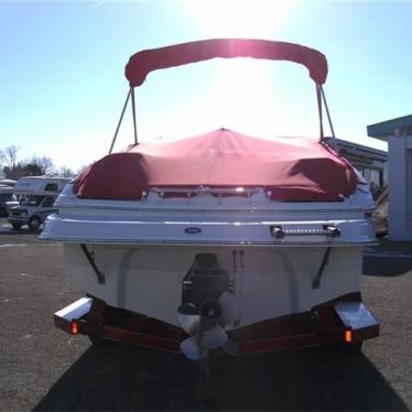 2006 Crownline 240 ex deckboat