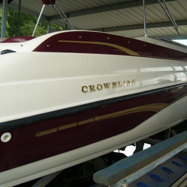 2000 Crownline 248 br