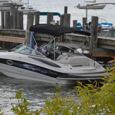 2007 Crownline 220ex