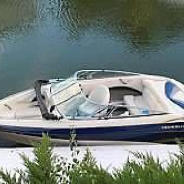 2000 Crownline 192 bowrider