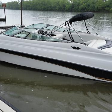 1994 Crownline 266br