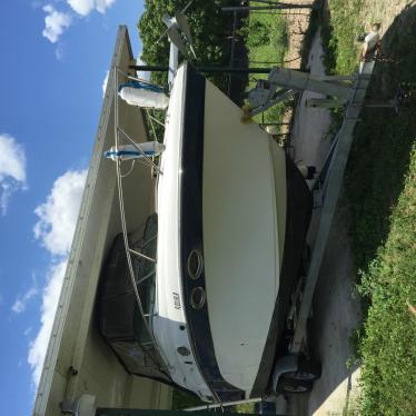 2001 Crownline 262cr