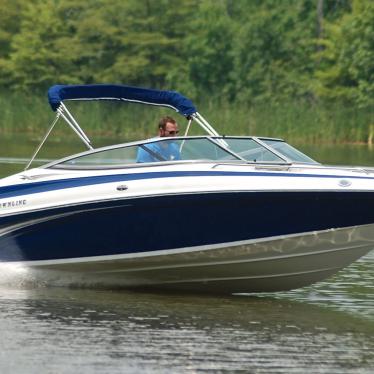 2004 Crownline 225