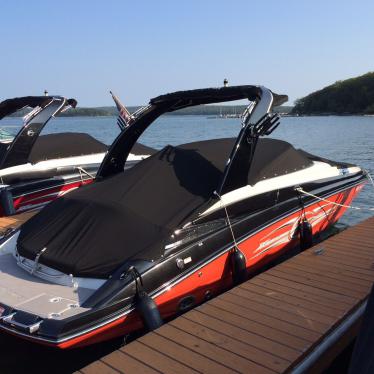 2012 Crownline e4