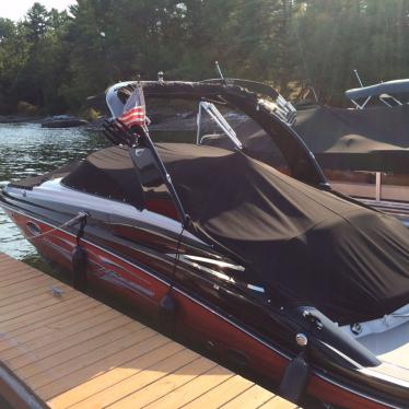 2012 Crownline e4