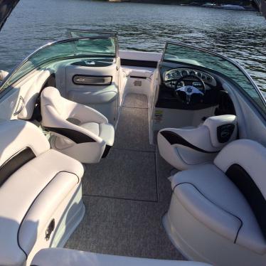 2012 Crownline e4