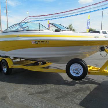 2012 Crownline bowrider 215 ss