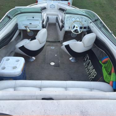 1995 Crownline 225 br