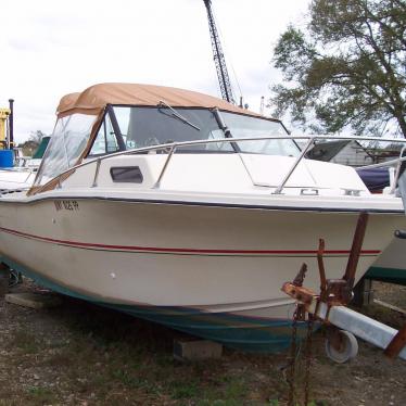 Cruisers Cuddy 1979 for sale for $500 - Boats-from-USA.com