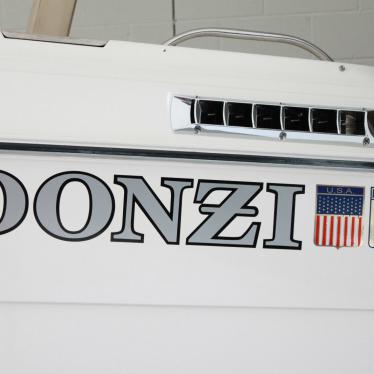 1990 Donzi gt-250