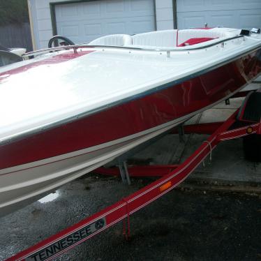 1994 Donzi sixteen ski sporter