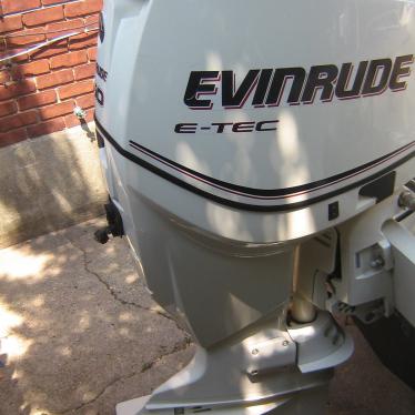 2011 Evinrude e-tec - 2 stroke