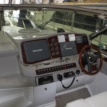 2005 Formula 48 yacht