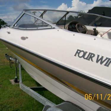 2002 Four Winns 180 horizon