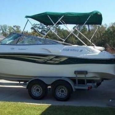 2000 Four Winns sundowner 215