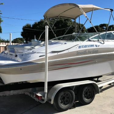 2006 Four Winns 240 horizon