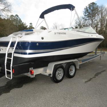 2002 Four Winns 260 horizon