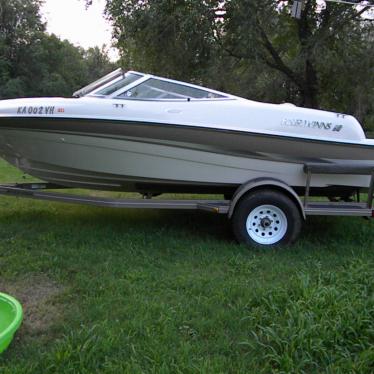 2002 Four Winns horizon 180