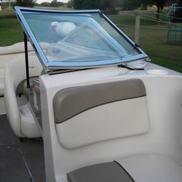 2002 Four Winns horizon 180