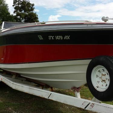 1987 Four Winns 261 liberator