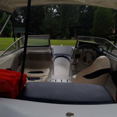 2003 Four Winns freedom 170