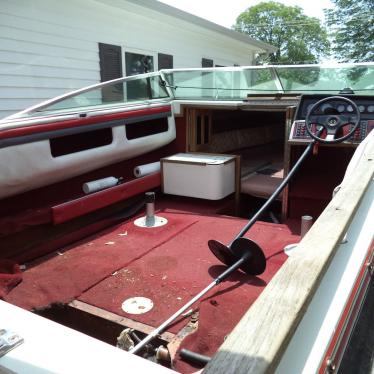 1987 Four Winns liberator