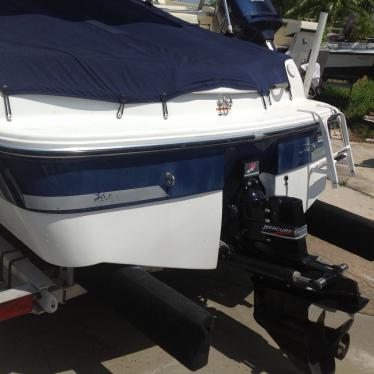 2004 Four Winns 180 freedom