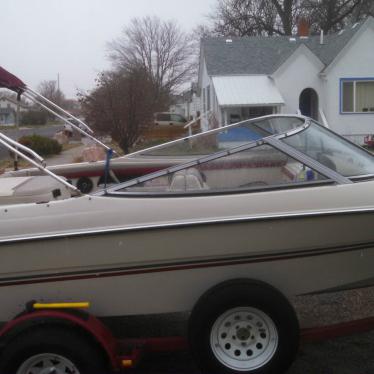 1994 Four Winns inboard