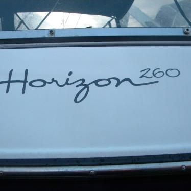 2000 Four Winns 260 horizon