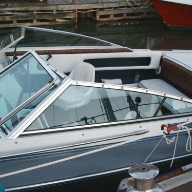 1989 Four Winns 210 horizon