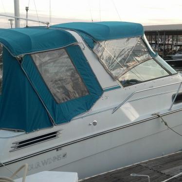 1992 Four Winns 285 express cruiser